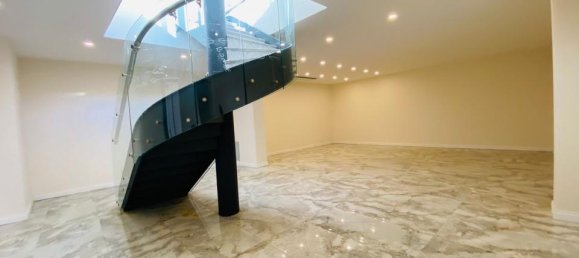 Villa 4+1 in Bektas, Turkey No. 19467 16