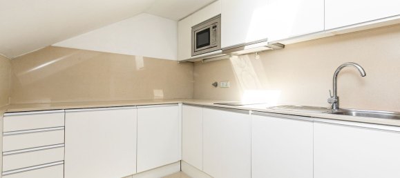 1 bedroom Apartment in Lisbon, Portugal No. 79076 10