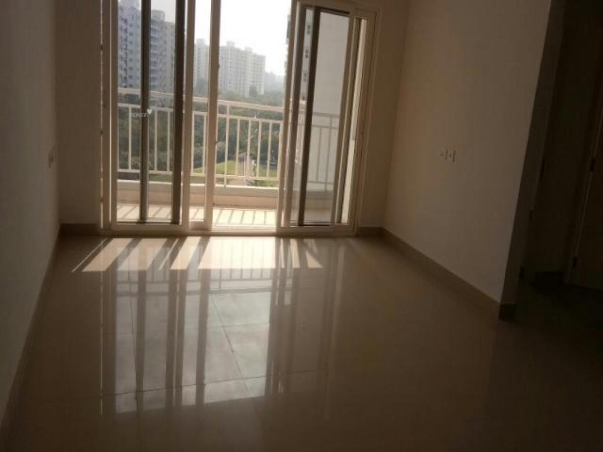 Casa T3 em Amdavad, India N.º 8086