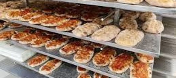 260m² Commercial property in Rome, Italy No. 144307 3