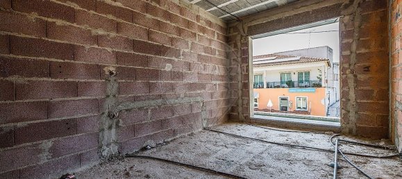 4 bedrooms House in Porto de Mos, Portugal No. 29274 29