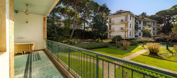 4 bedrooms Apartment in Genoa, Italy No. 154477 12