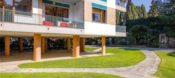 4 bedrooms Apartment in Genoa, Italy No. 154477 20