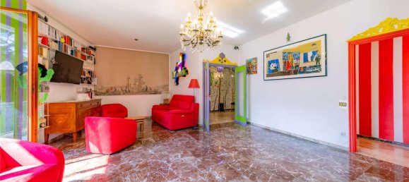 4 bedrooms Apartment in Genoa, Italy No. 154477 14