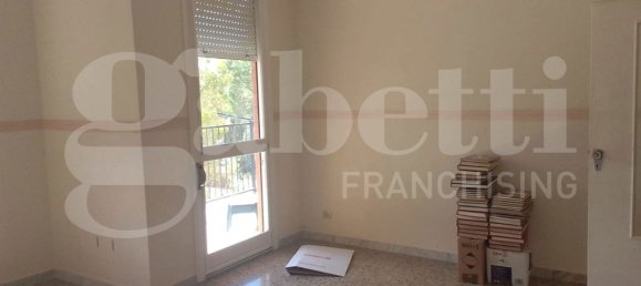 3 غرف نوم شقة في Taranto, Italy رقم 353739 12