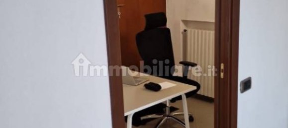 1 room Commercial property in Tradate, Italy No. 272725 6