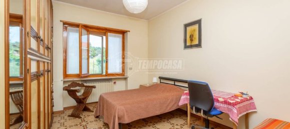 Apartamento de 2 dormitorios en Villarbasse, Italy No. 189203 47