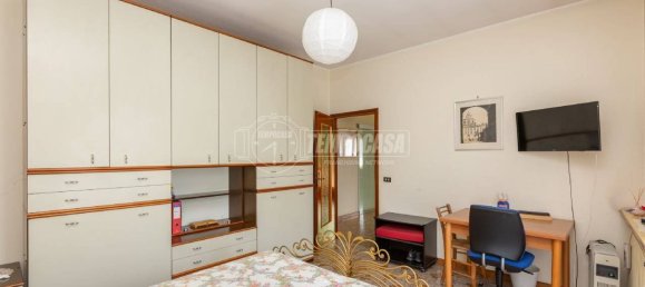 Apartamento de 2 dormitorios en Villarbasse, Italy No. 189203 16