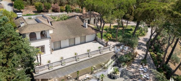 Villa de 4 dormitorios en Passignano sul Trasimeno, Italy No. 53491 6