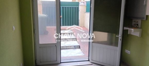 46m² Office in Corroios, Portugal No. 52207 4