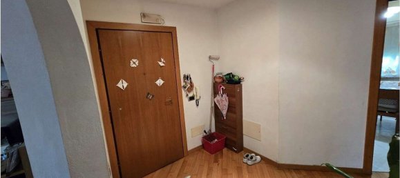 Квартира с 4 комнатами в Комо, Италия № 2802 3