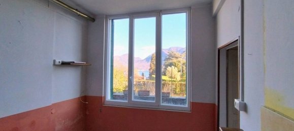 3 bedrooms Apartment in Ghiffa, Italy No. 232242 6