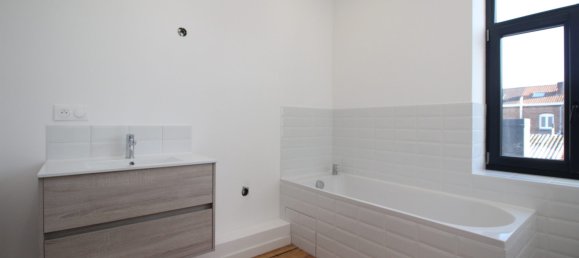 3 Schlafzimmer Haus in Lille, France, Nr. 69399 9