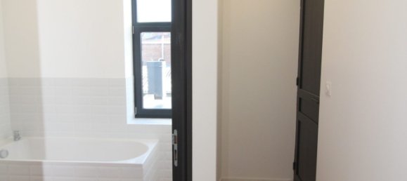 3 Schlafzimmer Haus in Lille, France, Nr. 69399 10