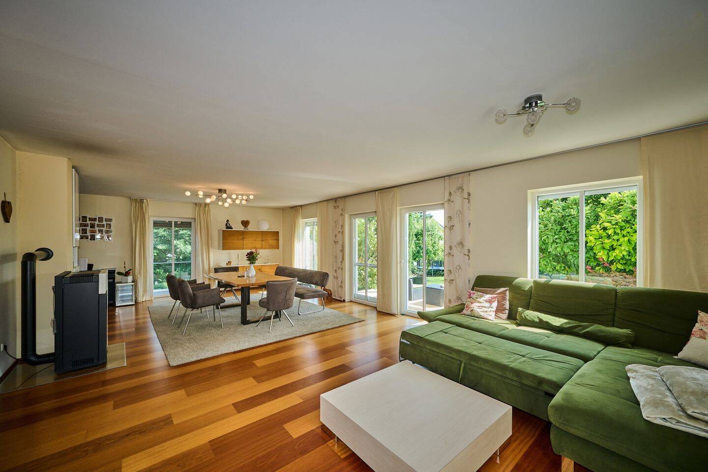 3 bedrooms House in Straubing-Bogen, Germany No. 319565