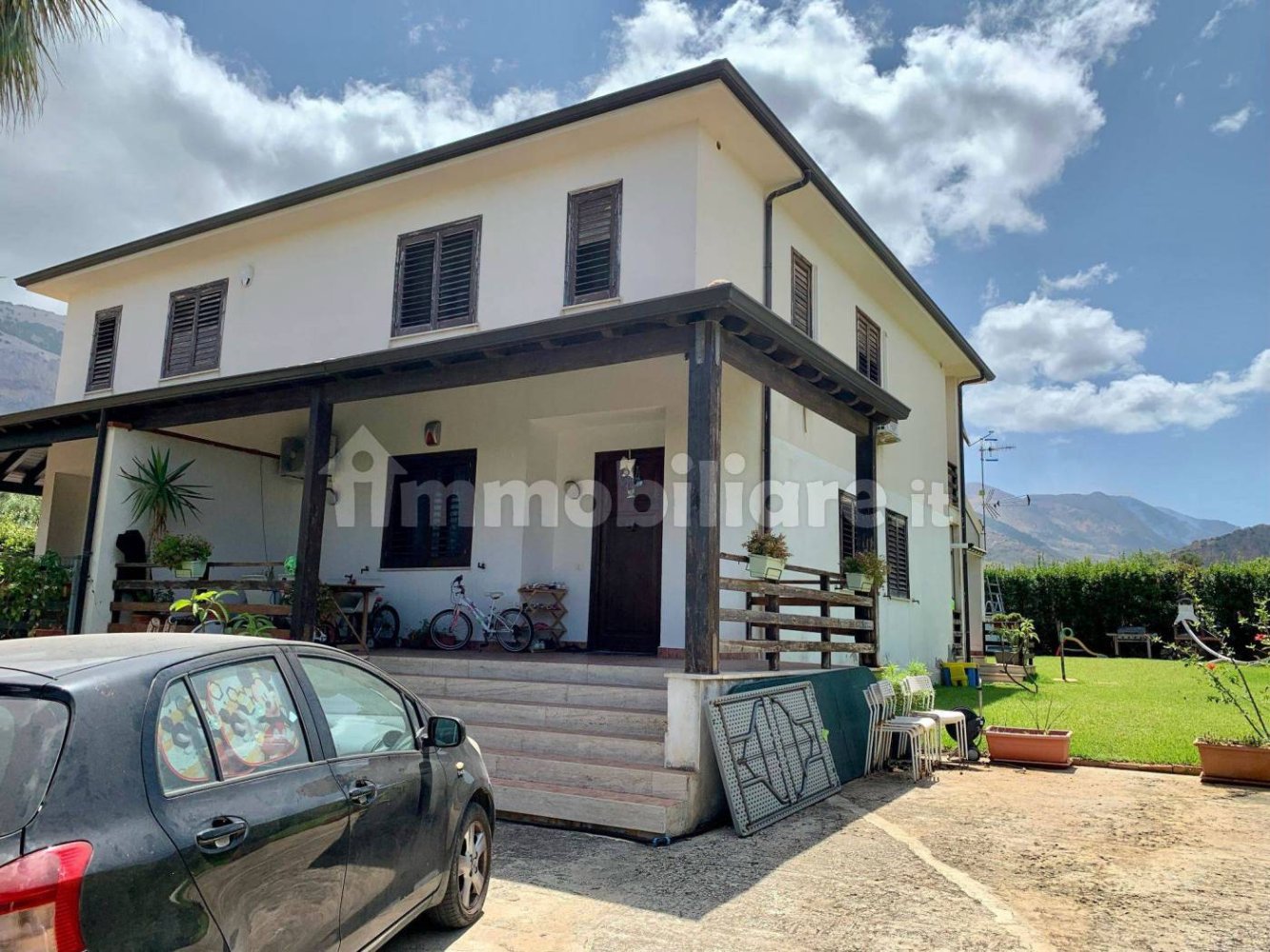 3 bedrooms Villa in Carini, Italy No. 256550