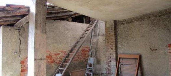 5 bedrooms Apartment in Biassono, Italy No. 281729 2