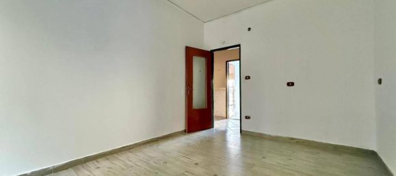 4 rooms Apartment in Giugliano in Campania, Italy No. 30254 18