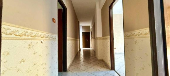 4 rooms Apartment in Giugliano in Campania, Italy No. 30254 12