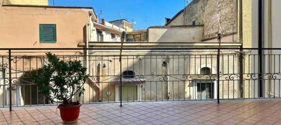 4 rooms Apartment in Giugliano in Campania, Italy No. 30254 2