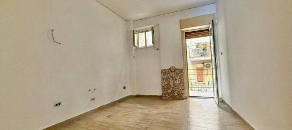 4 rooms Apartment in Giugliano in Campania, Italy No. 30254 17
