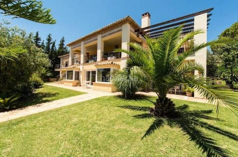 Villa de 5 dormitorios en Marbella, Spain No. 18787