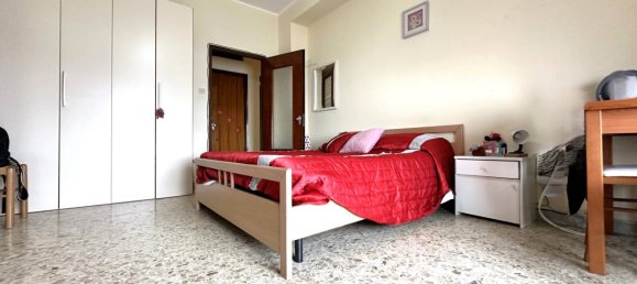 3 Schlafzimmer Wohnung in Catanzaro, Italy, Nr. 156230 14