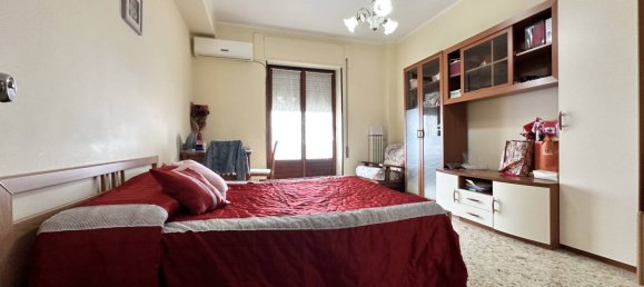 3 Schlafzimmer Wohnung in Catanzaro, Italy, Nr. 156230 12