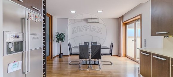 3 Schlafzimmer Haus in Nogueira da Regedoura, Portugal, Nr. 225322 9