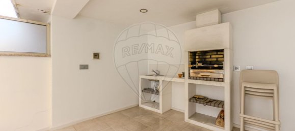 3 Schlafzimmer Haus in Nogueira da Regedoura, Portugal, Nr. 225322 4