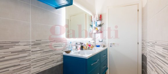 Apartamento de 4 habitaciónes en Milan, Italy No. 247772 24