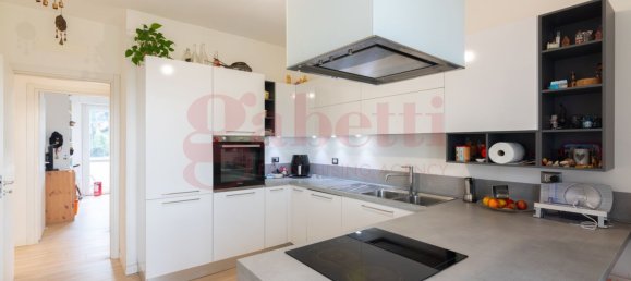 Apartamento de 4 habitaciónes en Milan, Italy No. 247772 12