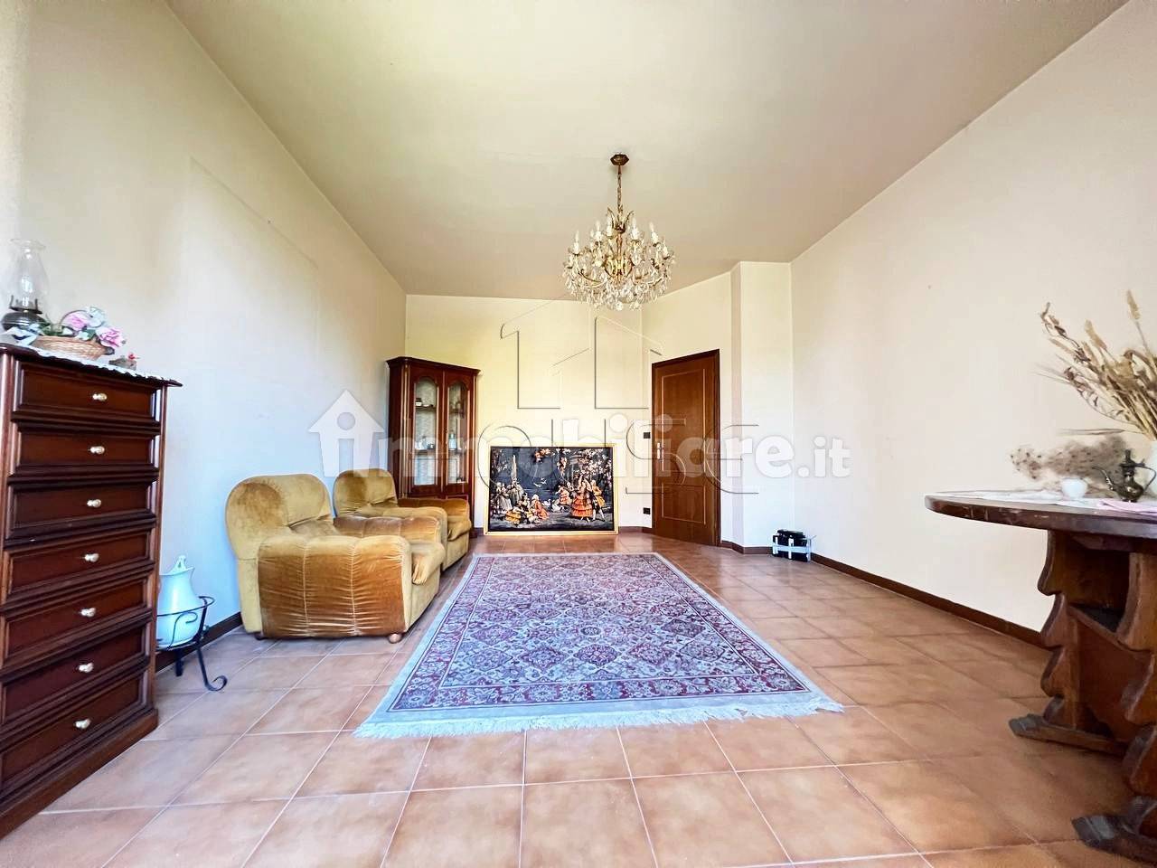 4 bedrooms Apartment in Sansepolcro, Italy No. 44971