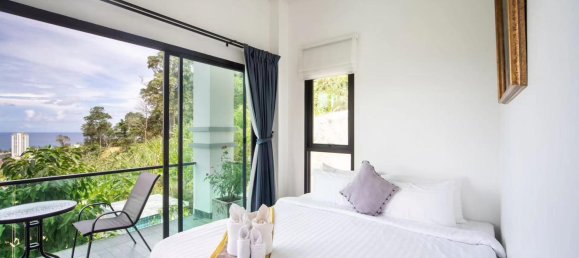 4 bedrooms Villa in Karon, Thailand No. 8677 3