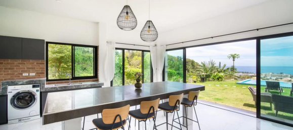 4 bedrooms Villa in Karon, Thailand No. 8677 7