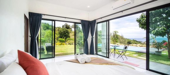 4 bedrooms Villa in Karon, Thailand No. 8677 5