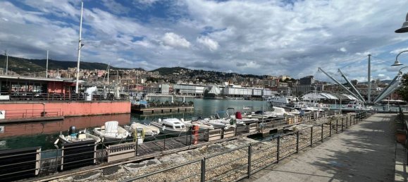 4 غرف نوم شقة في Genoa, Italy رقم 339971 21