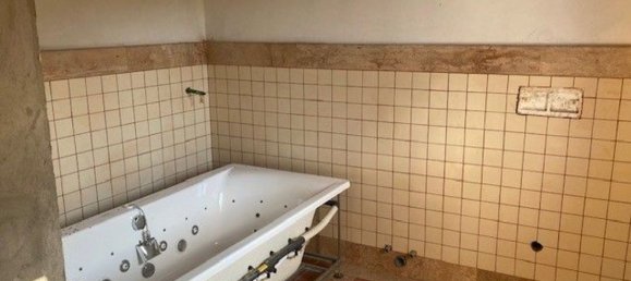 6 bedrooms House in Castagneto Carducci, Italy No. 345679 10