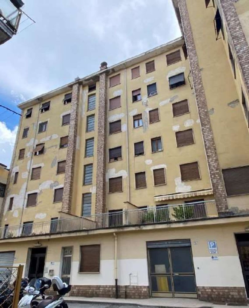 Apartamento T4 em Novi Ligure, Italy N.º 364385
