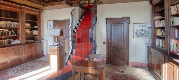  Castillos de 10 dormitorios en Arpino, Italy No. 57150 81