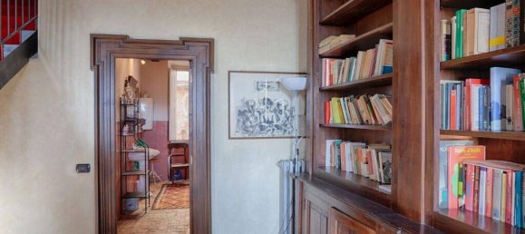  Castillos de 10 dormitorios en Arpino, Italy No. 57150 75