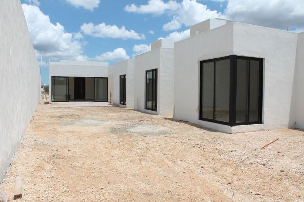 3 bedrooms House in Merida, Mexico No. 175519