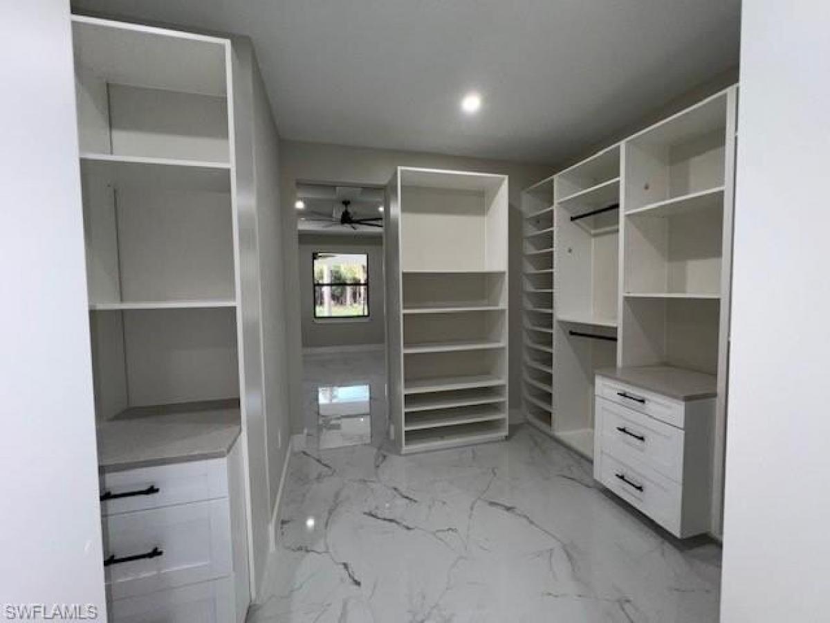 4 bedrooms House in Naples, USA No. 395116