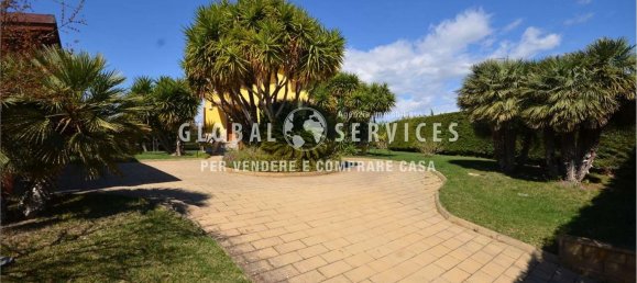 7غرفة فيلا في Olmedo, Italy رقم 18211 58