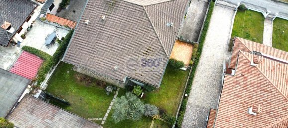 4غرفة فيلا في Passirano, Italy رقم 32169 7