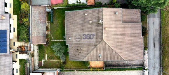 4غرفة فيلا في Passirano, Italy رقم 32169 9