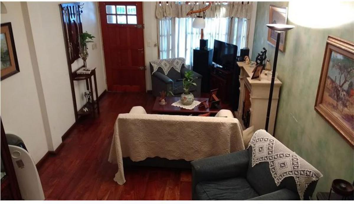 Дом с 4 спальнями в Хенераль Сан Мартин, Аргентина № 4731