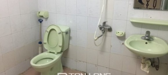 Casa de 3 dormitorios en Long Bien, Vietnam No. 2343 2