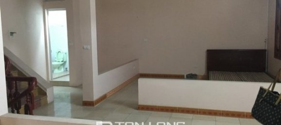 Casa de 3 dormitorios en Long Bien, Vietnam No. 2343 13