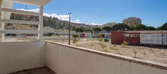 5 Schlafzimmer Doppelhaus in Costa da Caparica, Portugal, Nr. 343389 23